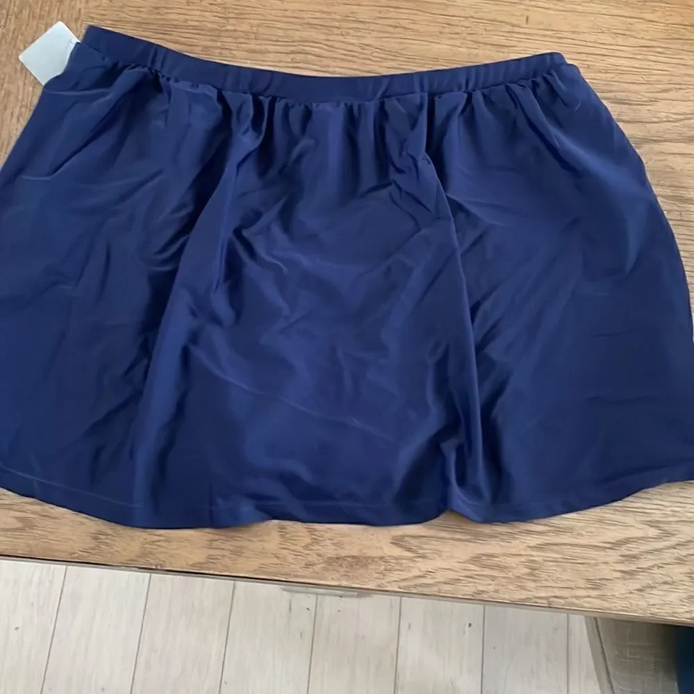 DELTA BURKE BIKINI SKORT.  NEW